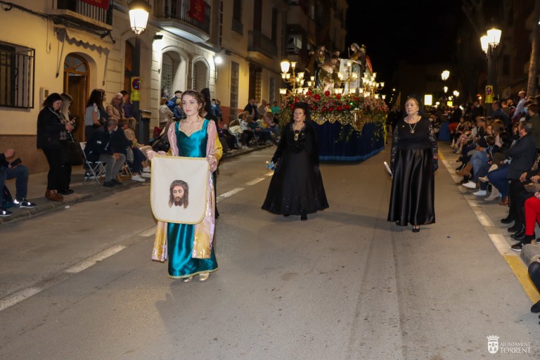 Lista de nuevos Hermanos/as Mayores y Verónicas